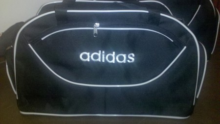  Art. 3008. Bolso deportivo chico en cordura con estampa bordada